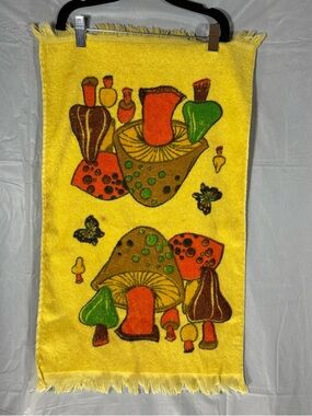 Vintage 70s Cannon Mushroom Toadstool Dish Hand Towel Terry Cloth Kitschy Yellow